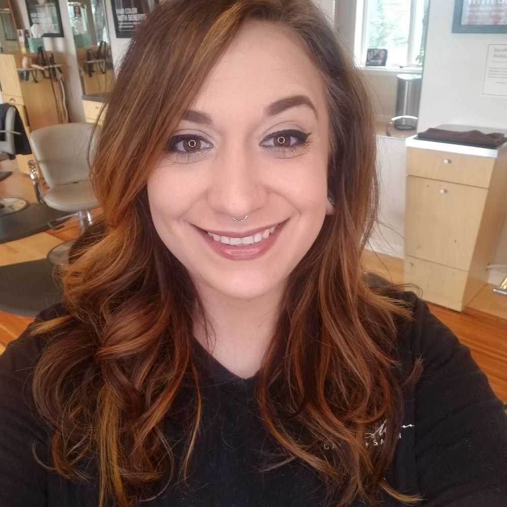 Meet your Posher, Savannah